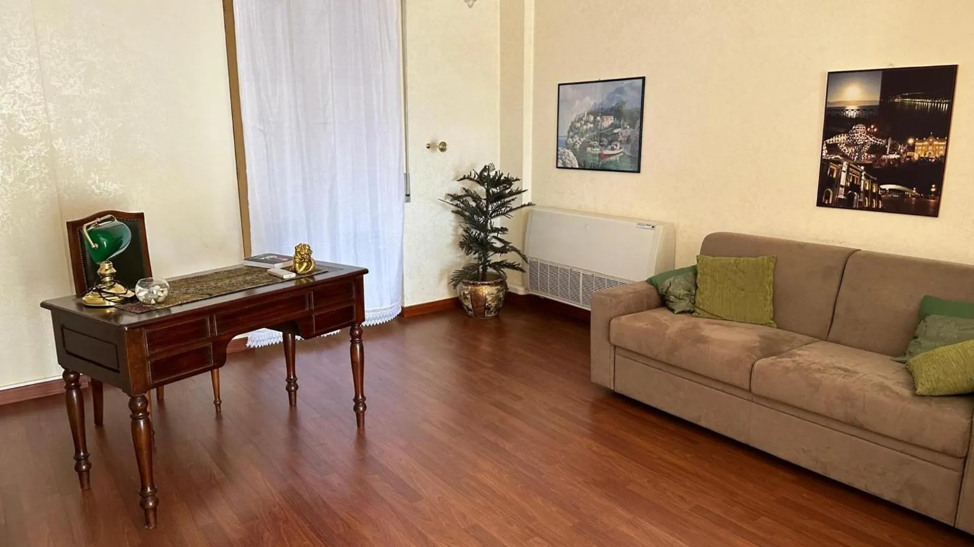 Bronzi Di Riace Apartment contacts