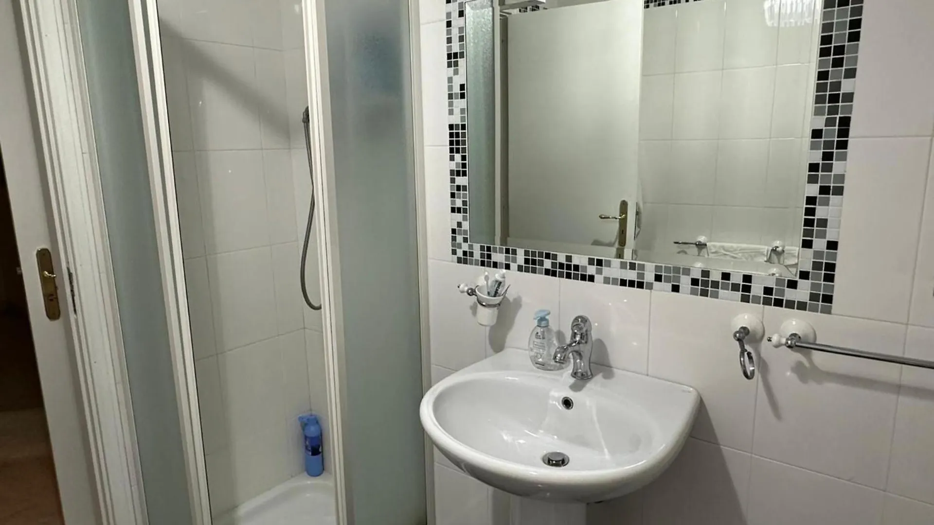 Bronzi Di Riace Apartment Reggio Calabria 0*,  Italy